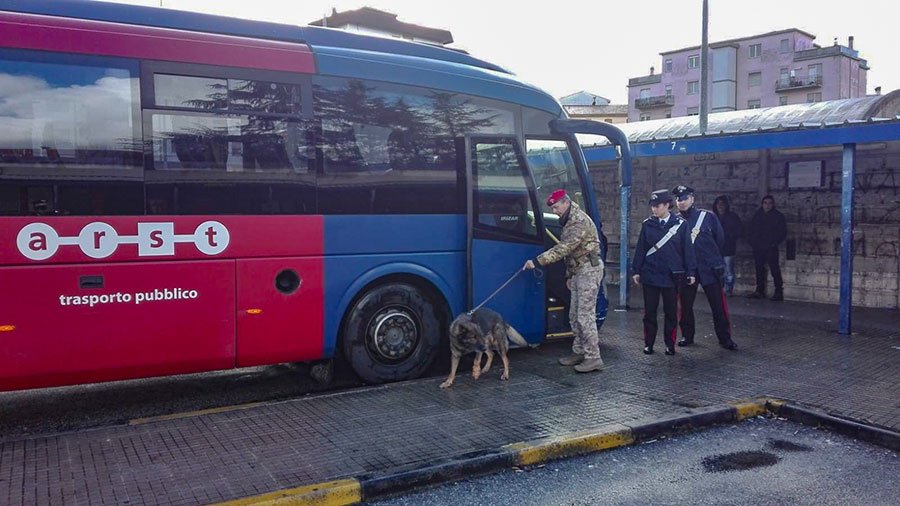 Droga. Scuole nuoresi e pullman degli studenti al setaccio dei Carabinieri