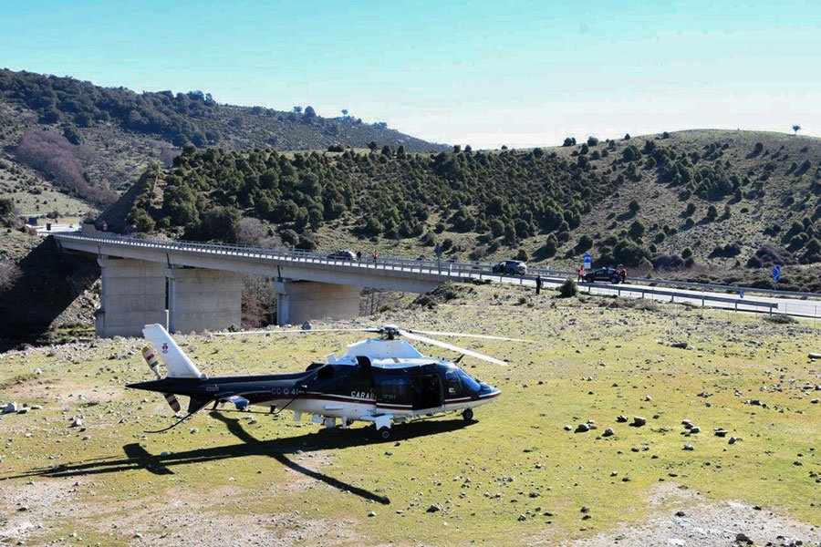 Paura a Orosei. Malviventi in azione: entrano in una casa minacciano e legano i proprietari e rubano i fucili da caccia