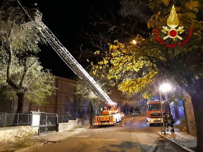 Vigili del fuoco in via Gramsci