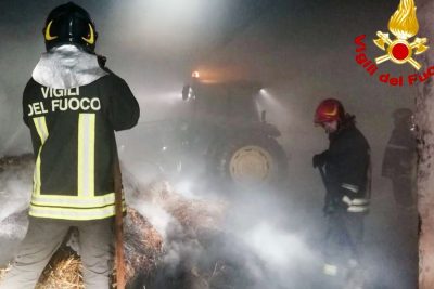 I Vigili del fuoco sul luogo dell'Incendio