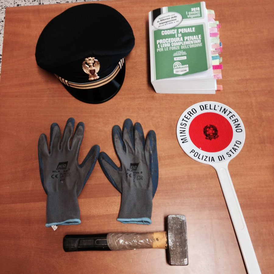 Armato di martello tenta di rubare in una panetteria: 50 arrestato