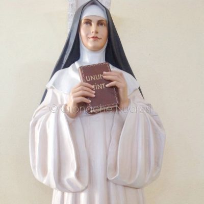 La statua di Suor Maria Gabriella