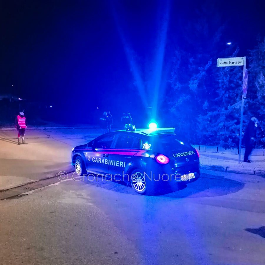 Carabinieri i via Mascagni