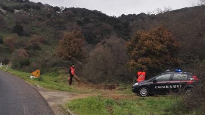 Sarule. Carabinieri sul luogo dell'incidente