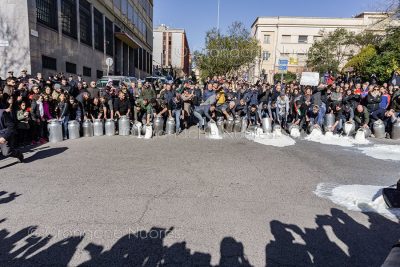 Nuoro, manifestazione di protesta contro il prezzo del latte (© foto S.Novellu)
