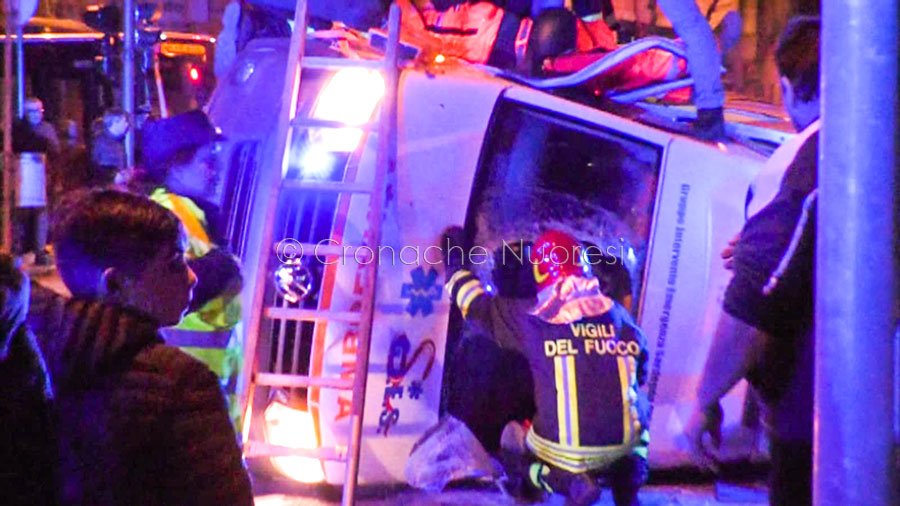 Nuoro. Scontro tra un’ambulanza e un’auto in via Toscana