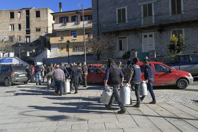 Guerra del latte, la protesta dei pastori di Sarule (foto Cinzia Angius)