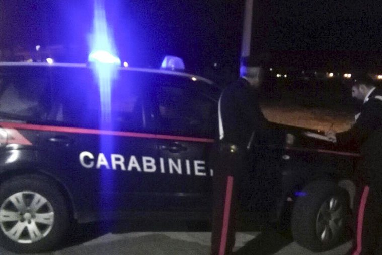 Alla guida ubriaco coinvolto in un frontale: 20enne di Orgosolo denunciato