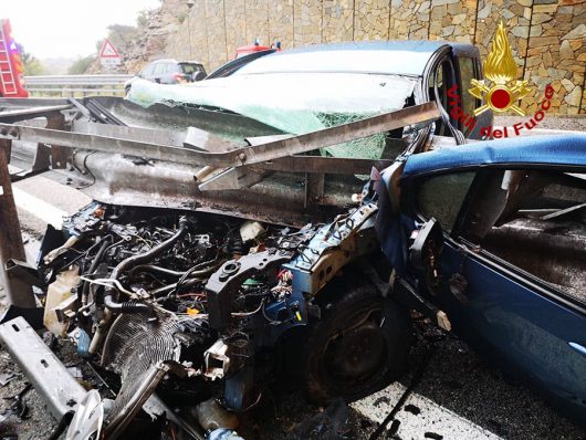 La Renault dopo lo schianto