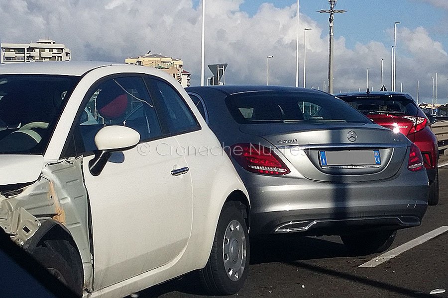 Cagliari, incidente sull'Asse mediano (foto S.Novellu)
