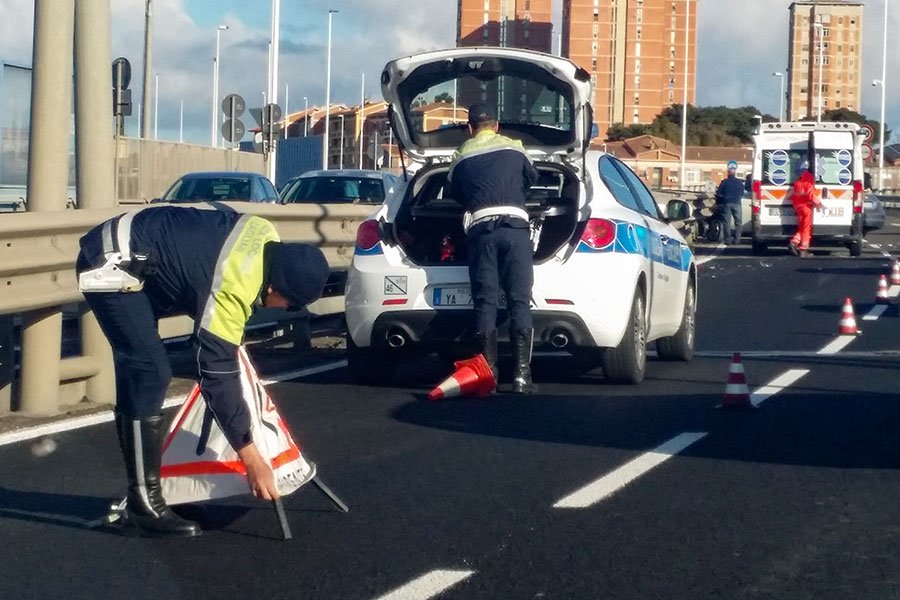 Cagliari, incidente sull'Asse mediano (foto S.Novellu)