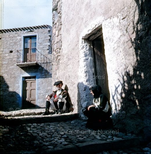 Marianne Sin-Pfältzer, Oliena, anni Cinquanta (© Ilisso Edizioni/Archivio Sin-Pfältzer