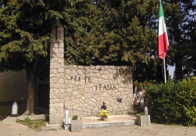 Nuoro, sacrario del cimitero di Nuoro (foto I.Dessanai)