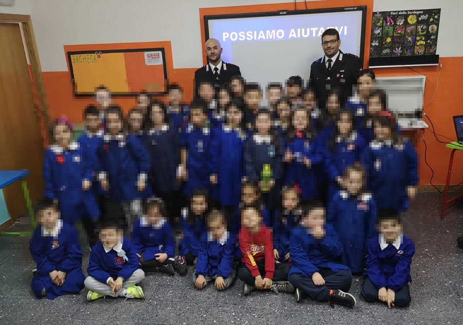 Dal  bullismo al cyberbullismo: i Carabinieri “interrogati” dagli studenti