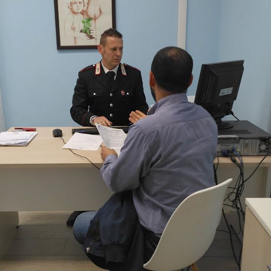 Acquista un autocarro on line ma è una truffa