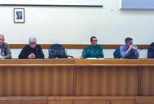 Orosei, incontro sugli attentai agli imprenditori del marmo (foto S.Meloni)