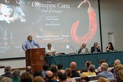 Nuoro. ISRE, inaugurazione della mostra di Giuseppe Carta (© foto S.Novellu)