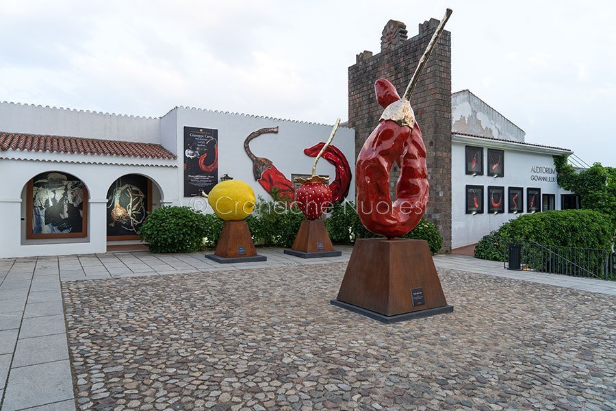 Nuoro. ISRE, inaugurazione della mostra di Giuseppe Carta (© foto S.Novellu)