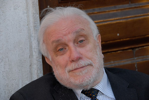 È morto lo scrittore /regista Luciano De Crescenzo: aveva 90 anni