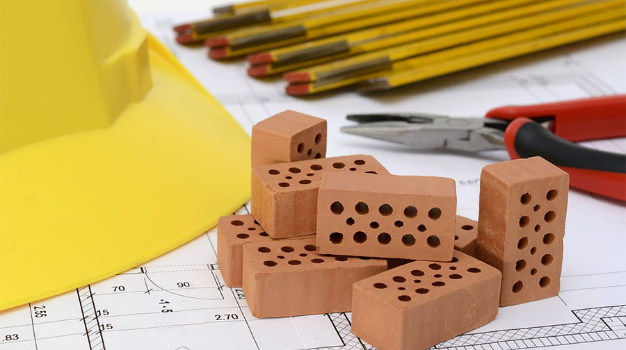 Non porta a termine i lavori di una villetta: impresario edile denunciato per truffa