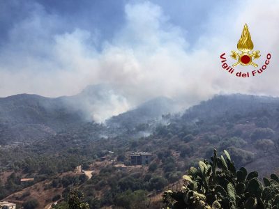 Incendio a Torpè
