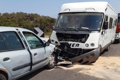 La Clio e il camper dopo lo schianto