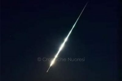 La scia luminosa sui cieli di Orani