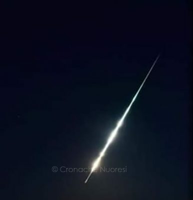 La scia luminosa sui cieli di Orani