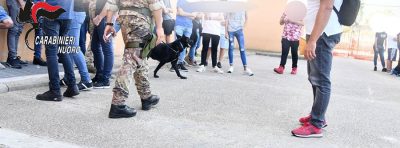 Controlli antidroga a scuola