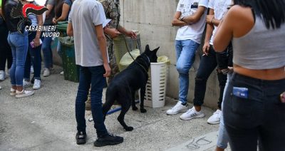 Controlli antidroga a scuola