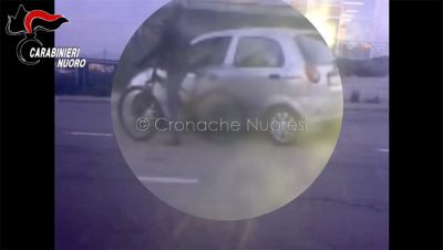 Una delle immagini dello spaccio