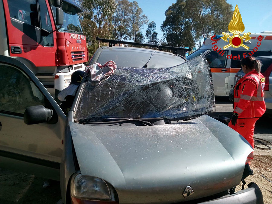 Tragedia della strada: morto uno dei feriti nell’incidente di oggi tra Orosei e Cala Ginepro
