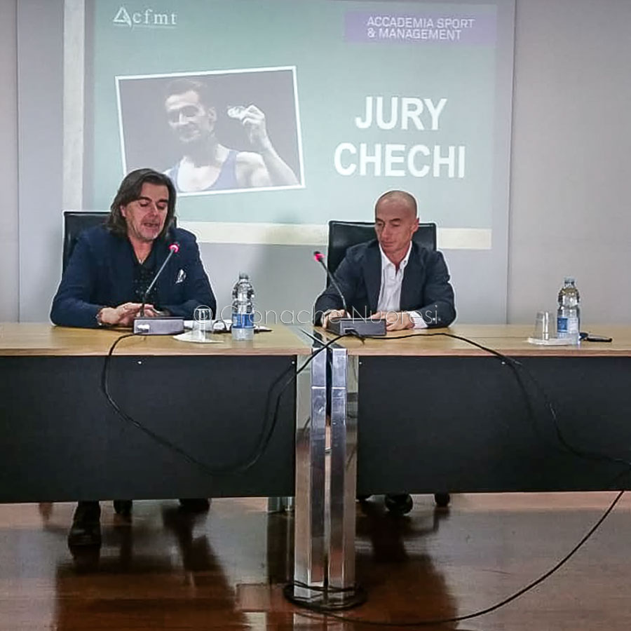 “Dopo la sconfitta ci si può rialzare”: l’insegnamento di Jury Chechi ai giovani nuoresi