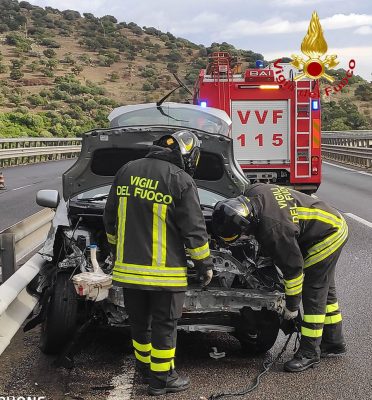 I Vigili del fuoco sul luogo dell'incidente