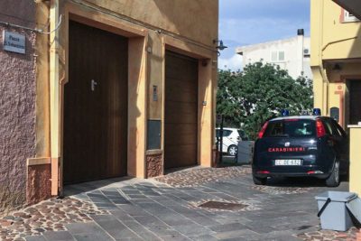 L'intervento dei Carabinieri sul luogo dell'incendio