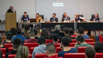 Il ricordo dei fratelli Pintor al Fermi di Nuoro (foto S.Novellu)