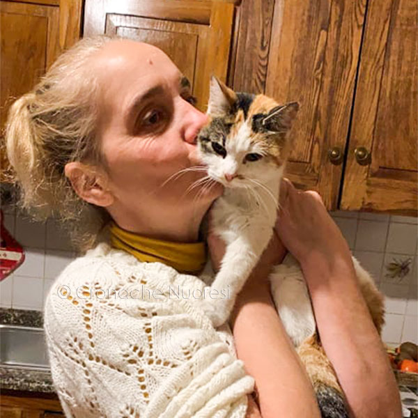 Nuoro. Ritrovata la gattina scomparsa. La padrona: “È il mio regalo di Natale”