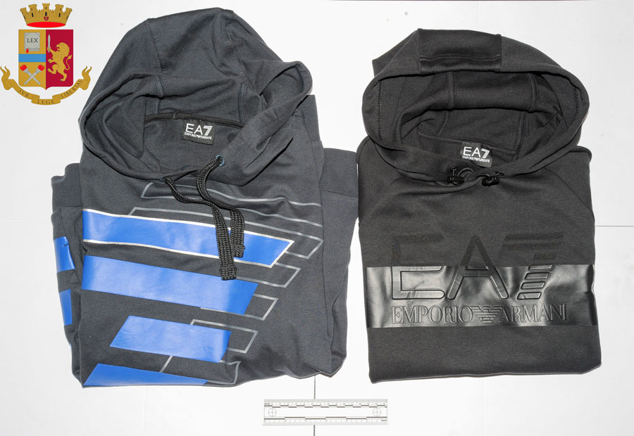 Nuoro. Sorpresi a rubare all’interno di un negozio di abbigliamento: scattano le manette per una coppia di giovani