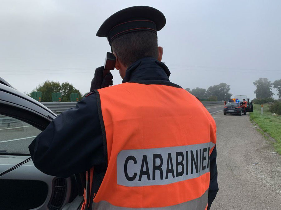 Guida senza patente dopo un incidente stradale: denunciato