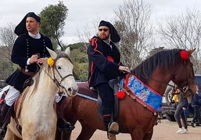 Corso Garibaldi. Divide a metà l'area pedonale: questa sera incontro in Comune