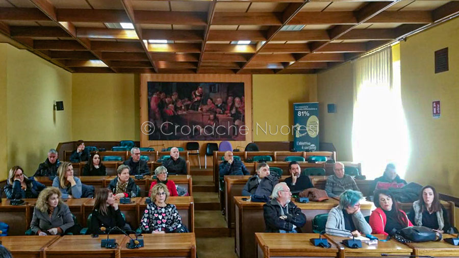 Corso Garibaldi: le aree di  carico/ scarico al centro dei malumori dei commercianti