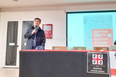 Il sindaco Andrea Soddu durante la presentazione del programma elettorale sardista