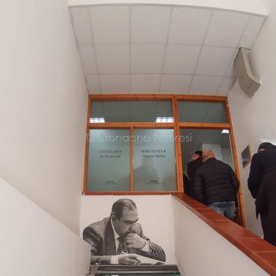 Donazione della biblioteca di Mario Melis all'Università di Nuoro