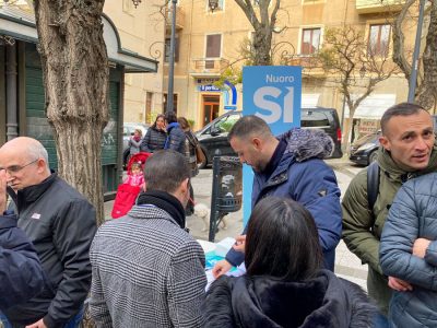 La raccolta firme del la lista Civica Nuoro Si