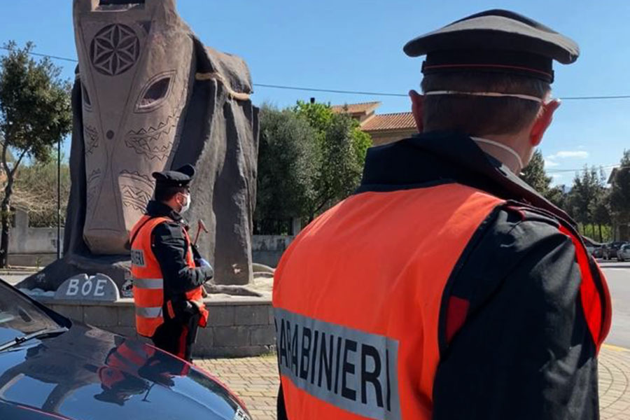 Coronavirus. “Spuntino alla sarda” all’interno di una pizzeria apparentemente chiusa: nei guai i partecipanti