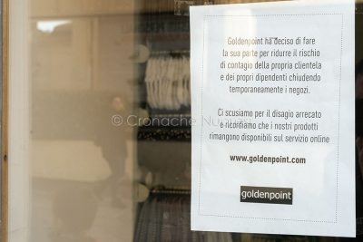 Coronavirus. A Nuoro iniziano a chiudere le attività commerciali (foto S.Novellu)