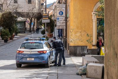 Emergenza Coronavirus. Controlli al Corso di Nuoro (© foto S.Novellu)