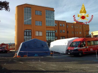 Una delle tende installate al San Francesco