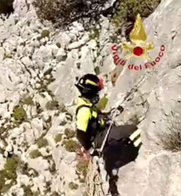 Un momento delle operazioni di recupero