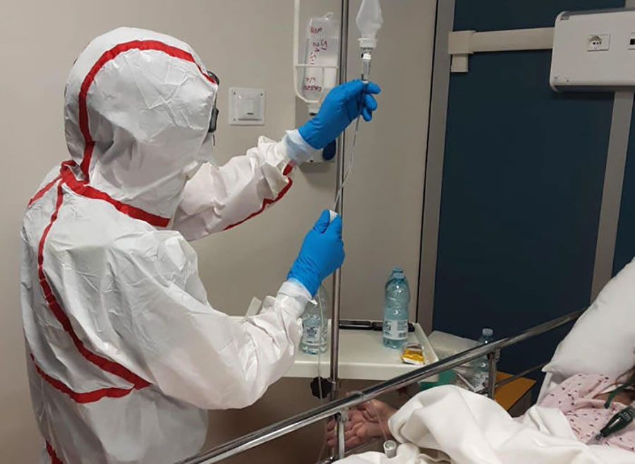 Coronavirus, Italia: record di dimessi e guariti ma non diminuiscono i decessi